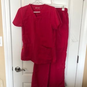 WonderWink hot pink scrub set